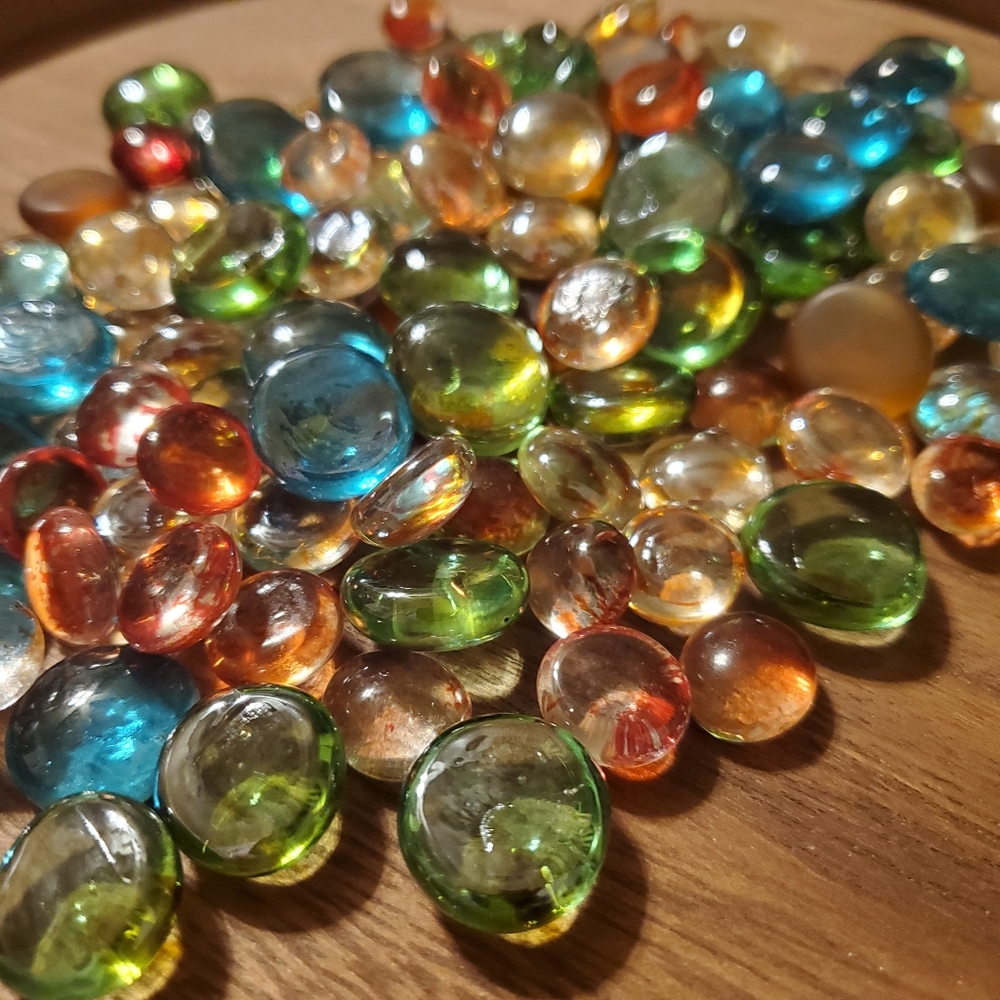 Glass Pebble Filler Decor